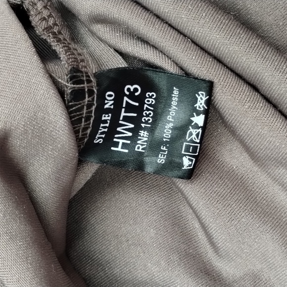 POL Crushed Velvet Look Size Medium Champagne Color - Picture 8 of 8